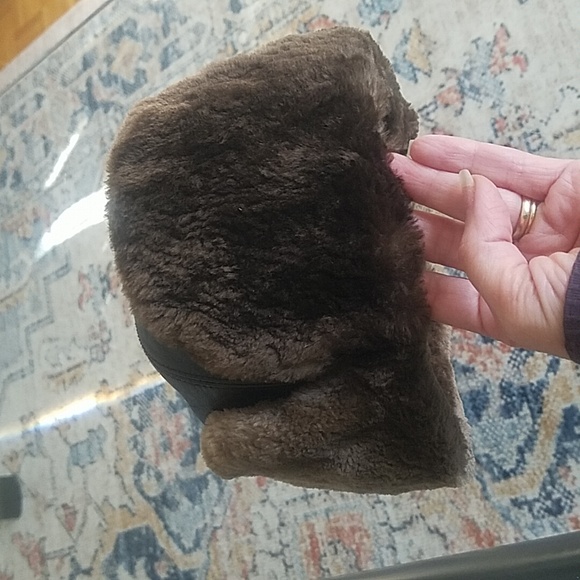 Sheared Beaver And Leather Trooper Trapper RCMP Quilted Hat - Picture 4 of 12